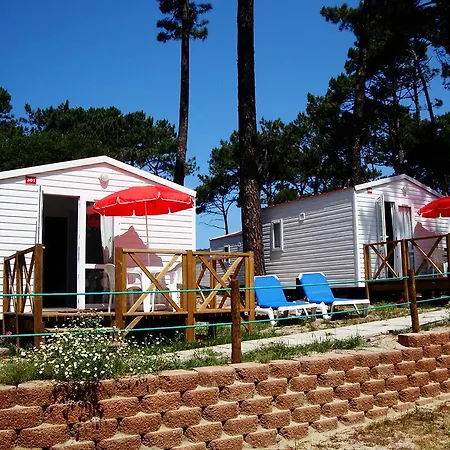 キャンプ場 Parque De Campismo Orbitur