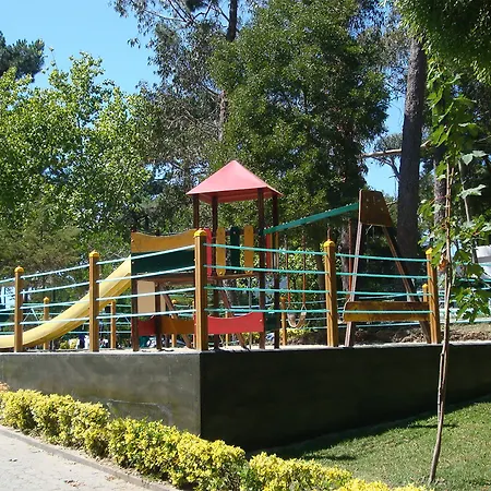 Parque De Campismo Orbitur مكان تخييم 3*