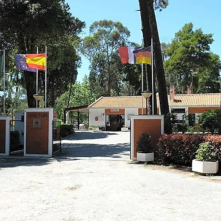 Parque De Campismo Orbitur 3* كامينيا