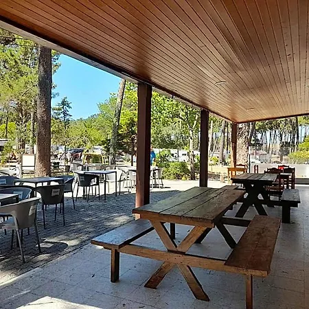 مكان تخييم Parque De Campismo Orbitur 3*